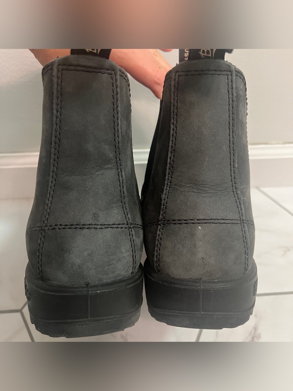 Blundstone 587 Rustic Black
Premium Leather Chelsea Boots
Size 12 Mens - Picture 9 of 12